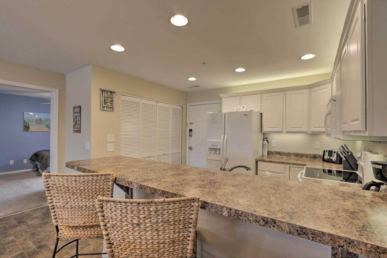 The Lake Escape With Balcony And Pool Access! Camdenton Exteriör bild