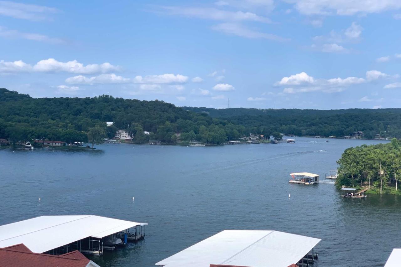 The Lake Escape With Balcony And Pool Access! Camdenton Exteriör bild